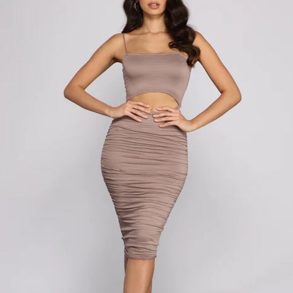 Windsor S Tan Cutout Ruched Fitted Square Neck Spaghetti Strap Midi Dress - Picture 1 of 8